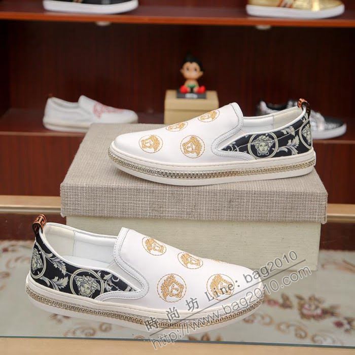 VERSACE男鞋 範思哲休閒鞋 專櫃品質 牛皮鞋面 刺繡瓦薩琪人頭 時尚潮鞋  jpx1962